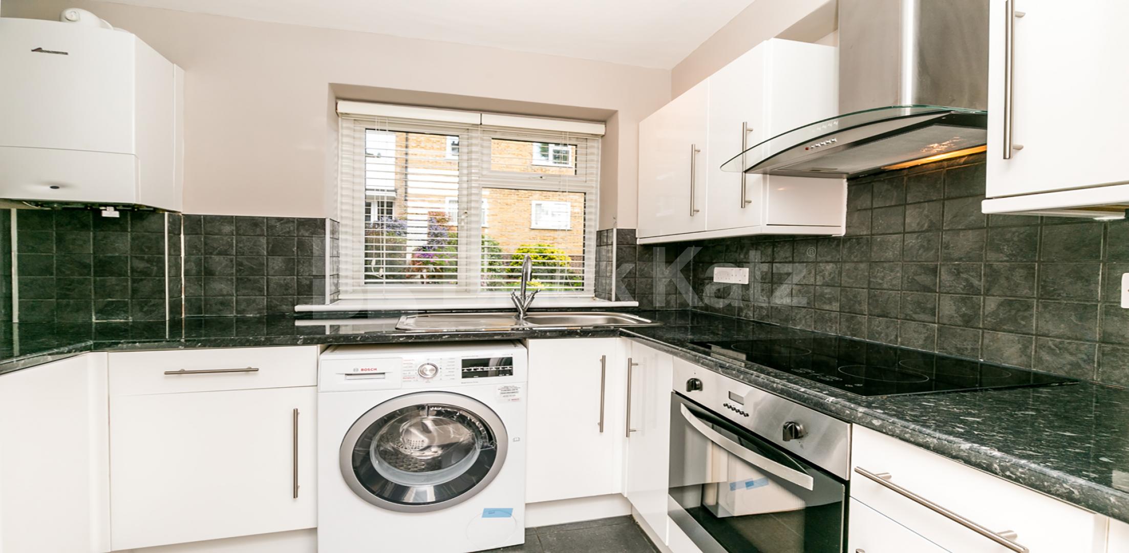 			New Instruction!, 1 Bedroom, 1 bath, 1 reception Apartment			 St Georges Lodge, Muswell Hill, Muswell Hill / Crouch End